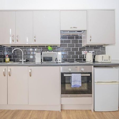 Flash Sales Offer - Any Week Day No Minimum Night Restrictions Central Hove 1 Bedroom Flat Bn38Bru02 Экстерьер фото